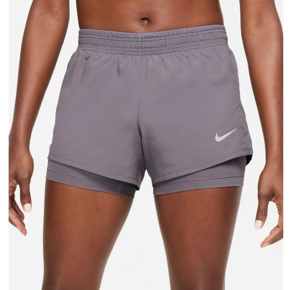 Nike Pants - Nike Core 10K Dri Fit Shorts sz L